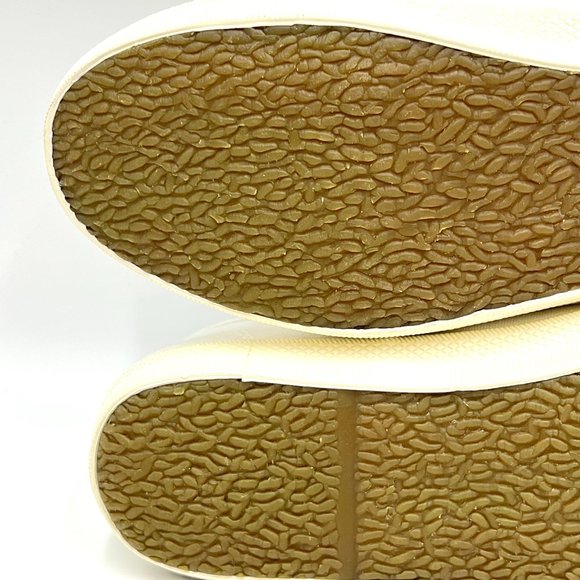 SEAVEES Women's Monterey Sneaker,Classic Canvas Lace Up, Bleach, 7 D US White In Kenya